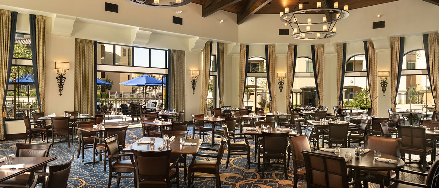 A dining room at Stoneridge Creek
